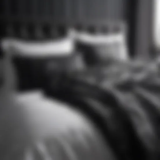 Stylish Black and White Bedding Set